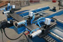 全自动数控冲床